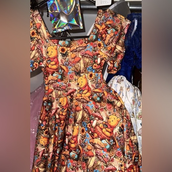 Winnie the Pooh handmade dress with piggies 5 - Picture 1 of 1